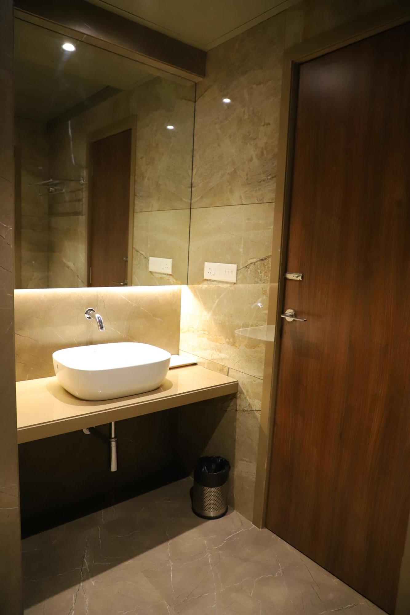 Le Vivanta Virar Luaran gambar